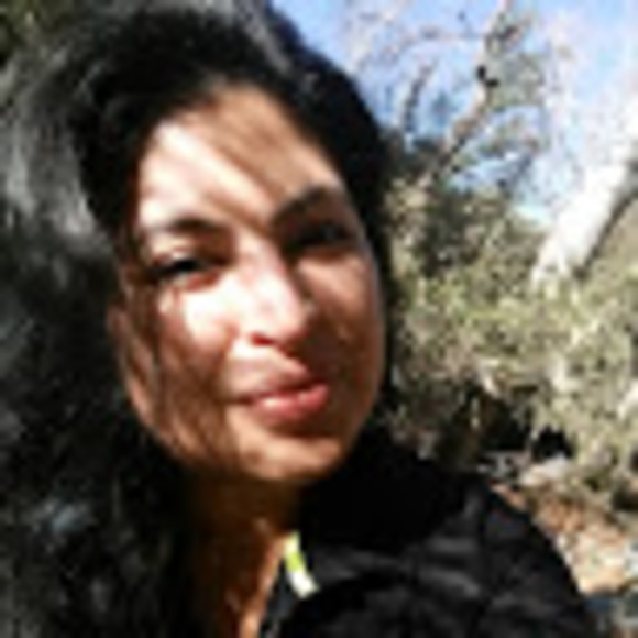 Meet your Posher, Leah - Picture 1 of 1